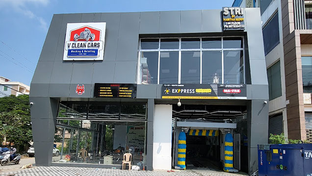 Vclean car service center